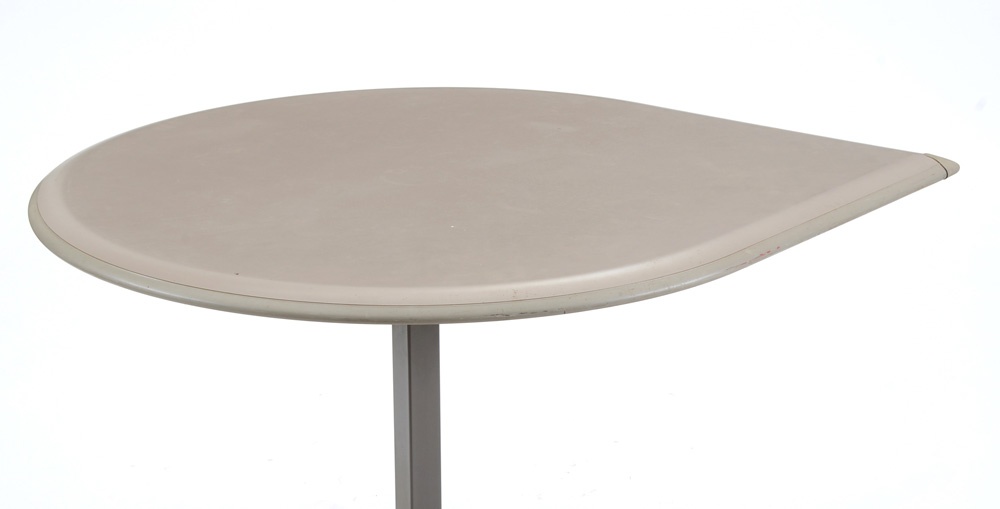 Herman Miller Geoff Hollington Relay Table