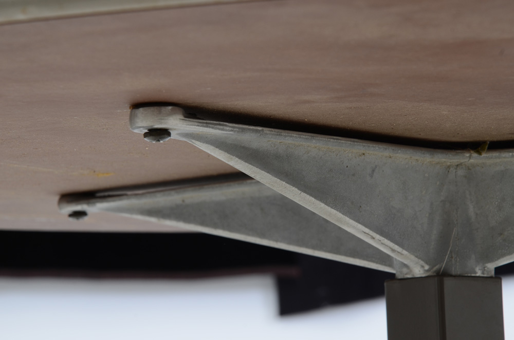 Herman Miller Geoff Hollington Relay Table