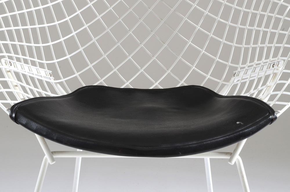 Bertoia Diamond Chair