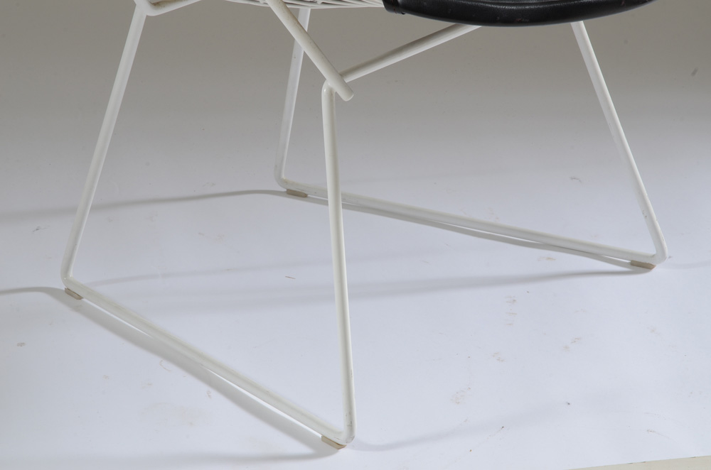 Bertoia Diamond Chair