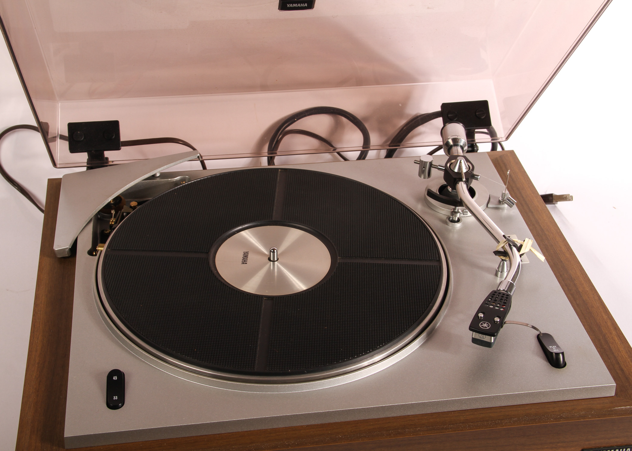 Vintage Yamaha YP-701 Stereo Turntable