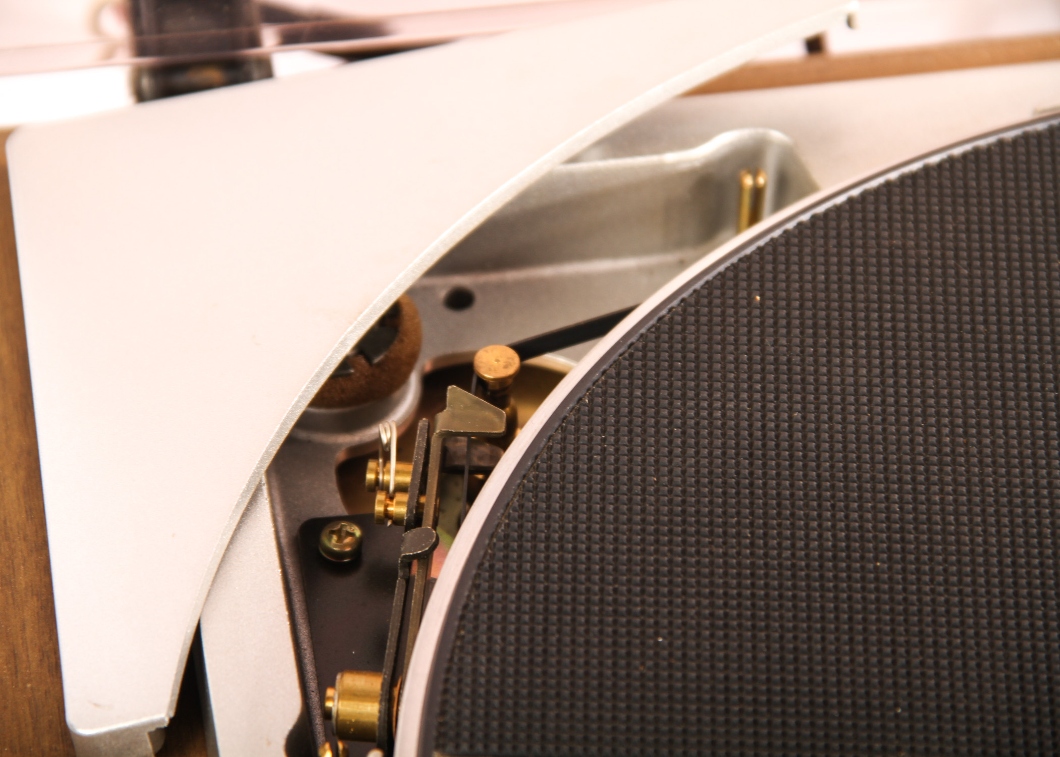 Vintage Yamaha YP-701 Stereo Turntable