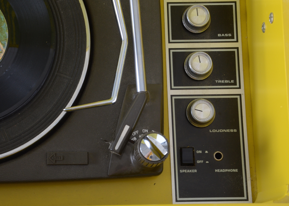 1971 "Magnavox Mini" Portable Record Player with Records