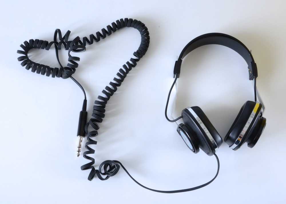 1971 "Magnavox Mini" Portable Record Player with Records