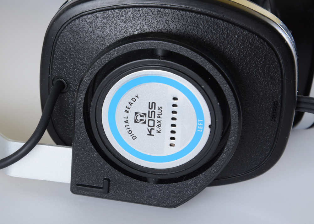 1971 "Magnavox Mini" Portable Record Player with Records