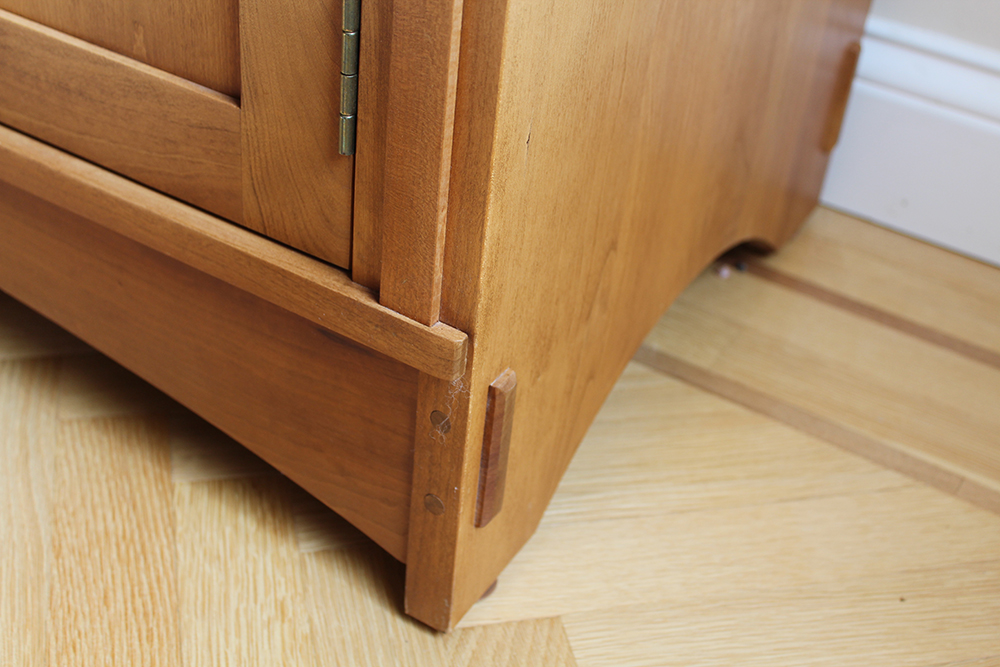 Harvey Ellis Four-Door Buffet by Stickley with China Cabinet Top