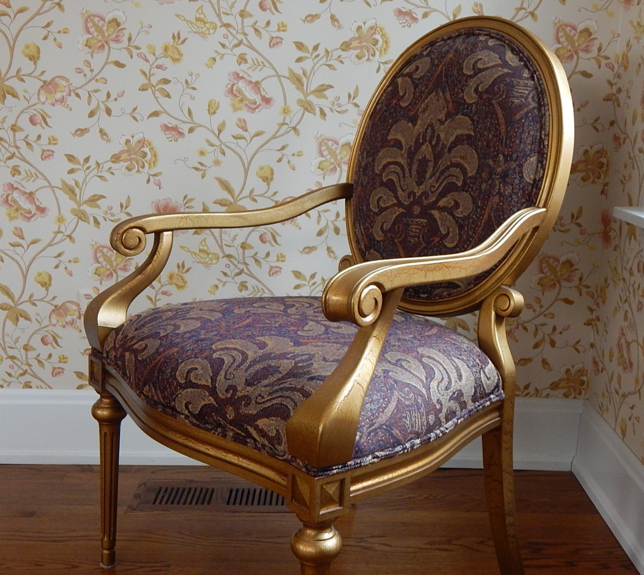 Lovely French Faueteil Chair