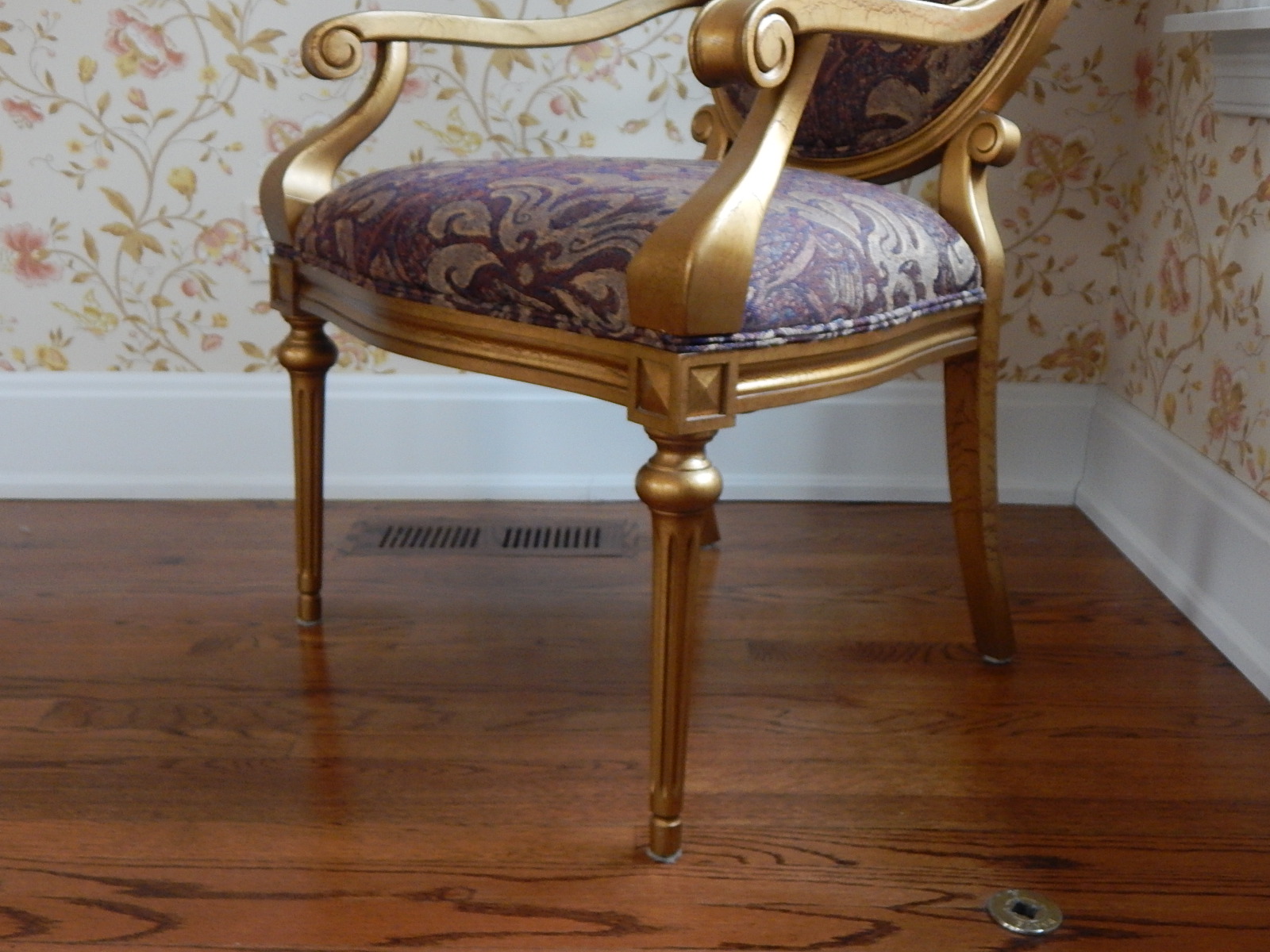 Lovely French Faueteil Chair