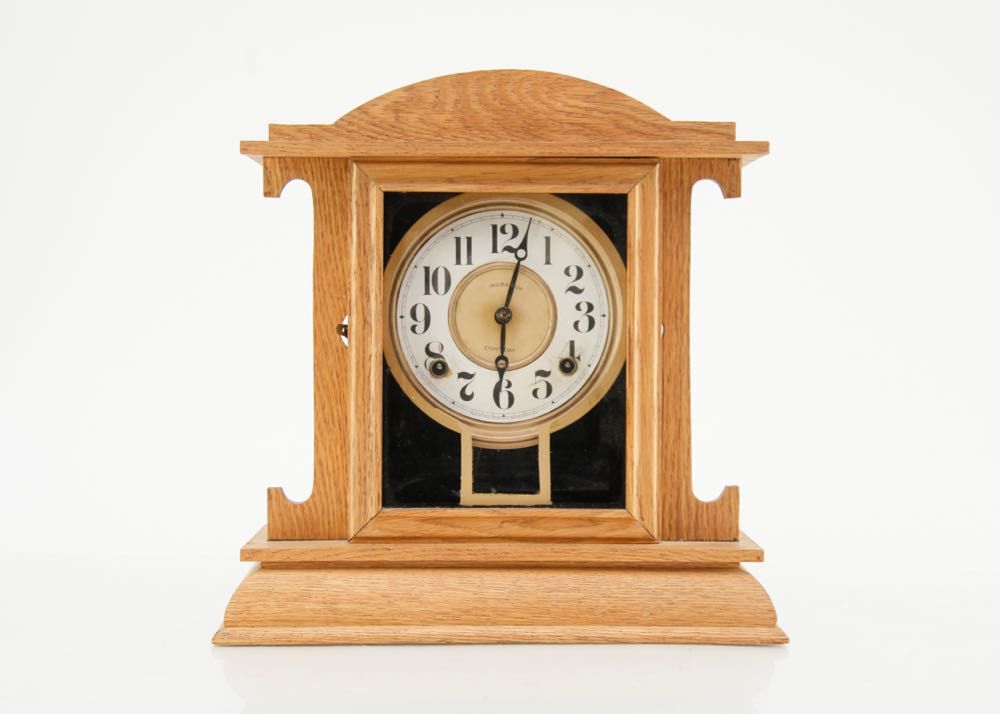 Ingraham Eight Day Oak Mantel Clock
