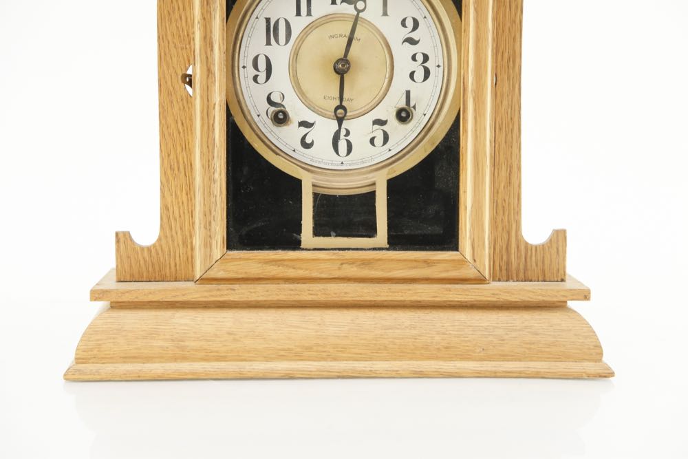 Ingraham Eight Day Oak Mantel Clock
