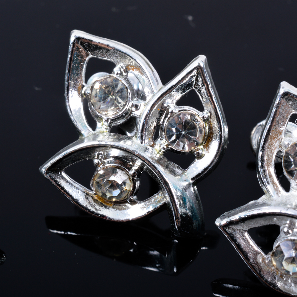 Vintage, Silver Tone Brooch and Screw On Earrings Set