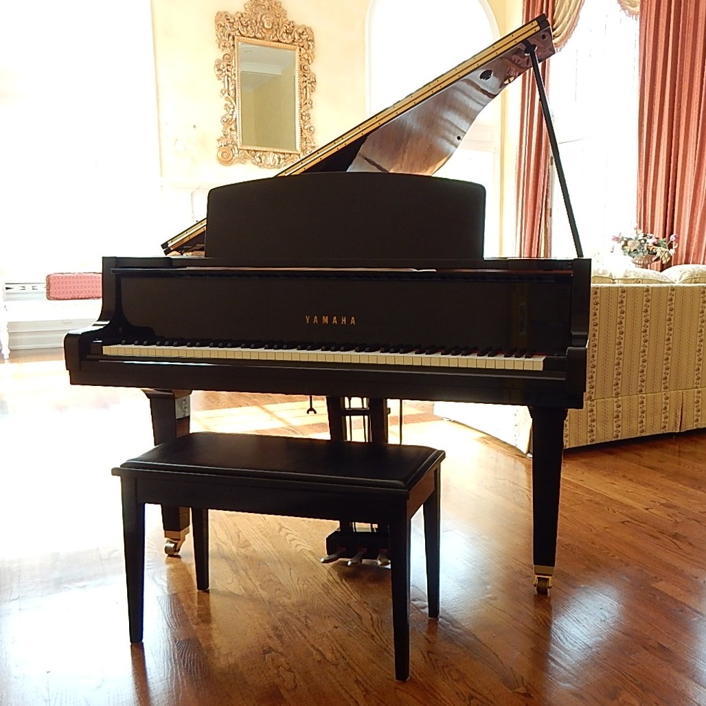 Yamaha GH1 Baby Grand Piano