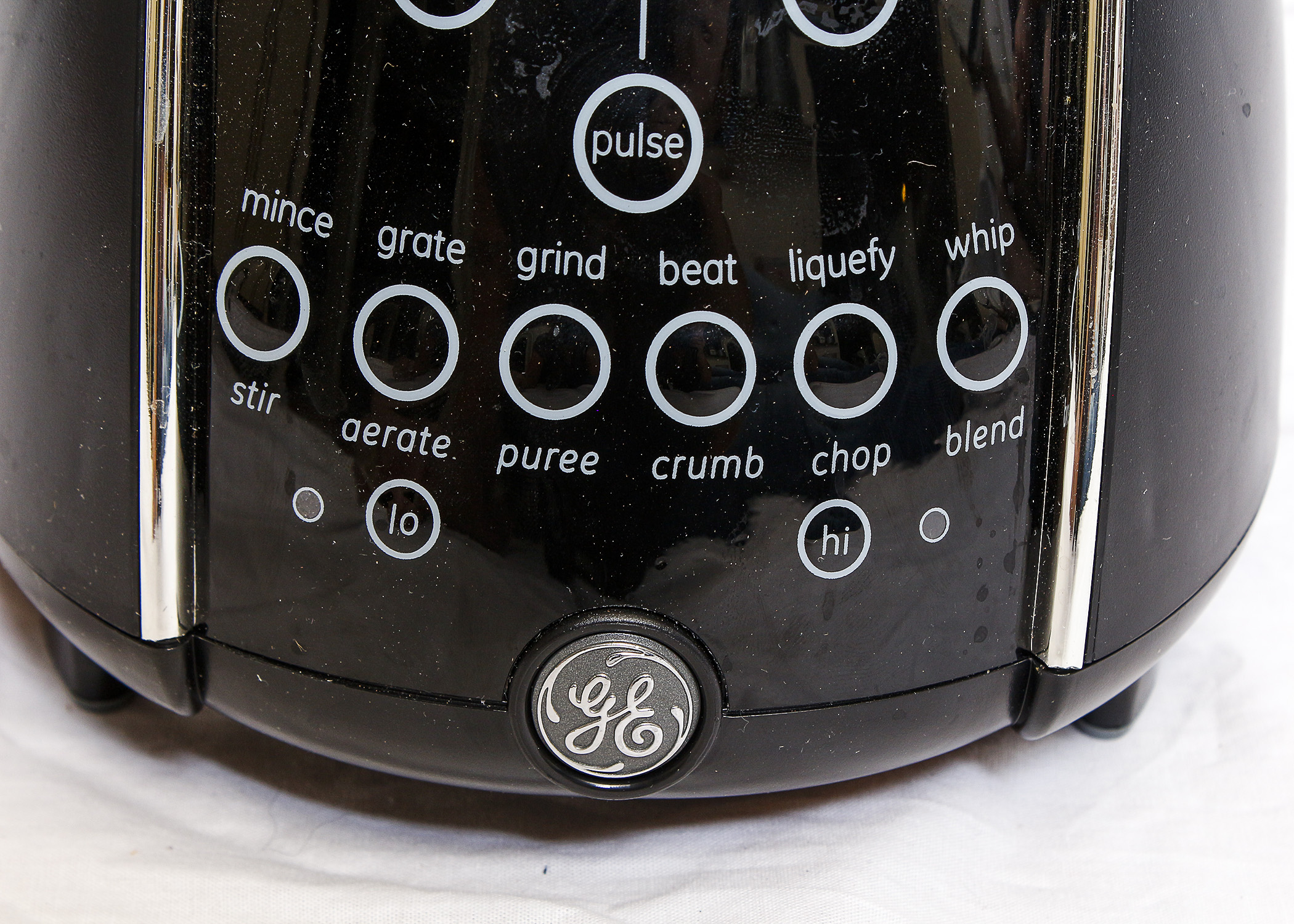 GE Digital Blender and a Proctor Silex Iron