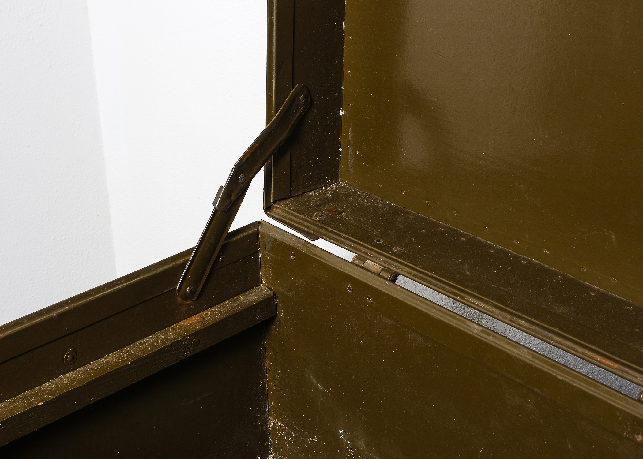 Vintage 1963 Vietnam War Military Trunk