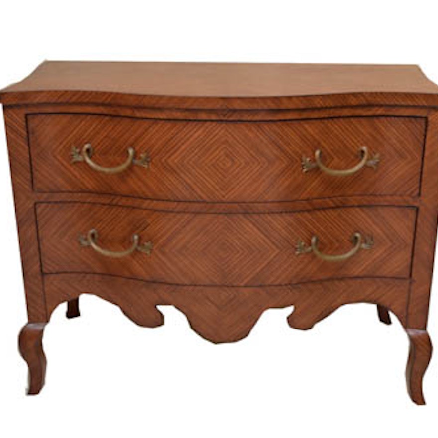 Thomasville “Ernest Hemingway” Queen Anne Style Bedside Table