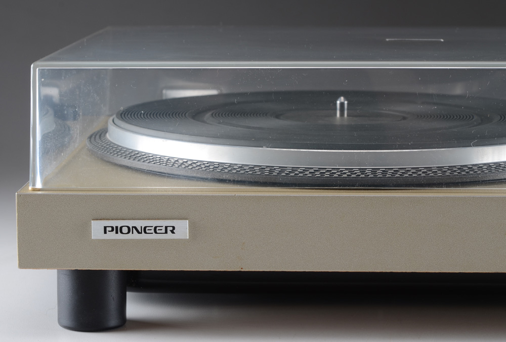 Pioneer Direct Drive PL-518 Turntable