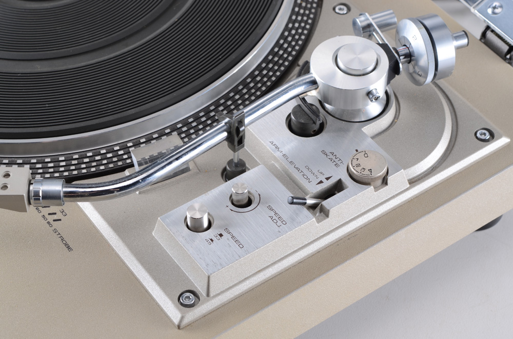 Pioneer Direct Drive PL-518 Turntable