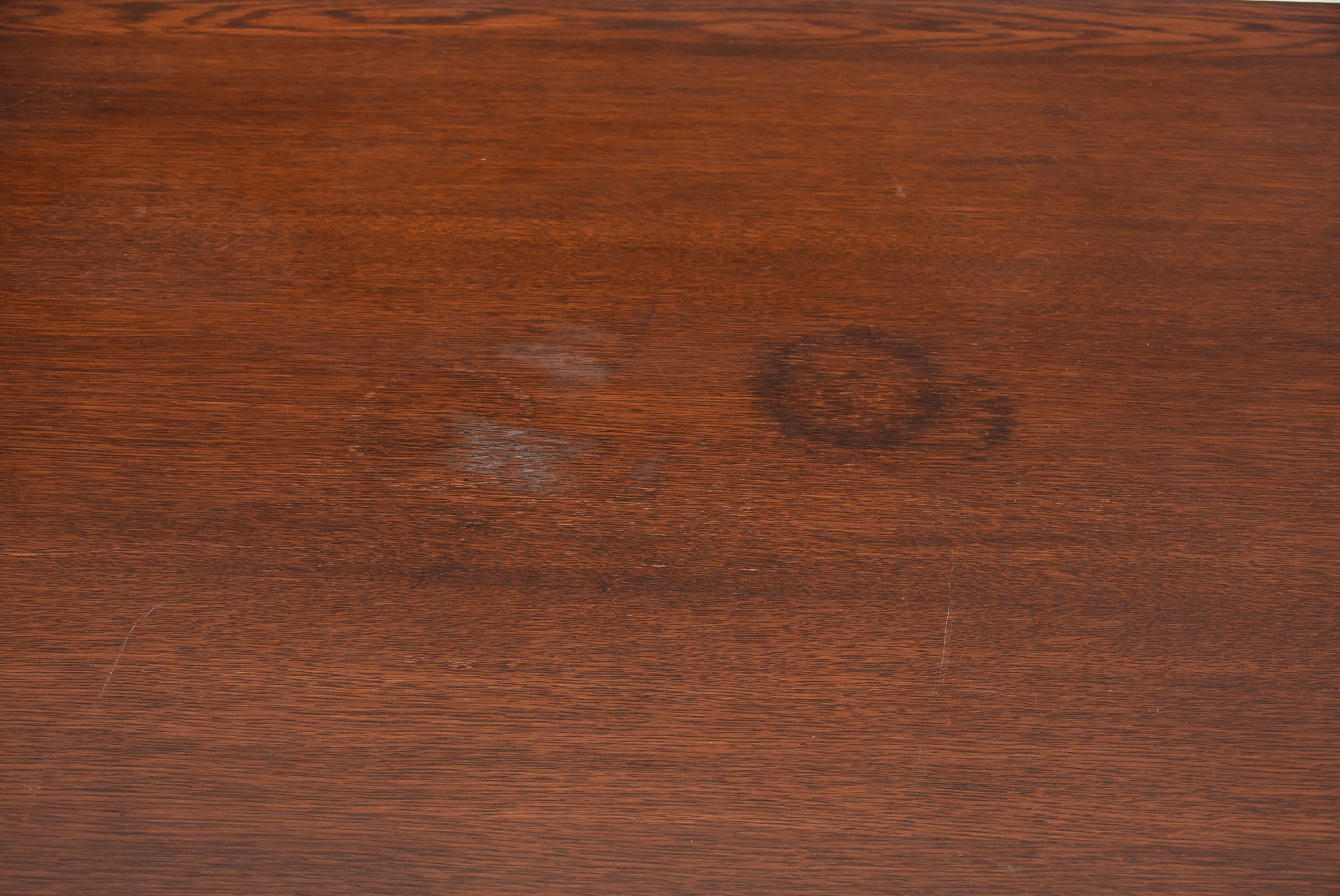 Extendable Tudor-style Oak Wood Dining Table and Chairs