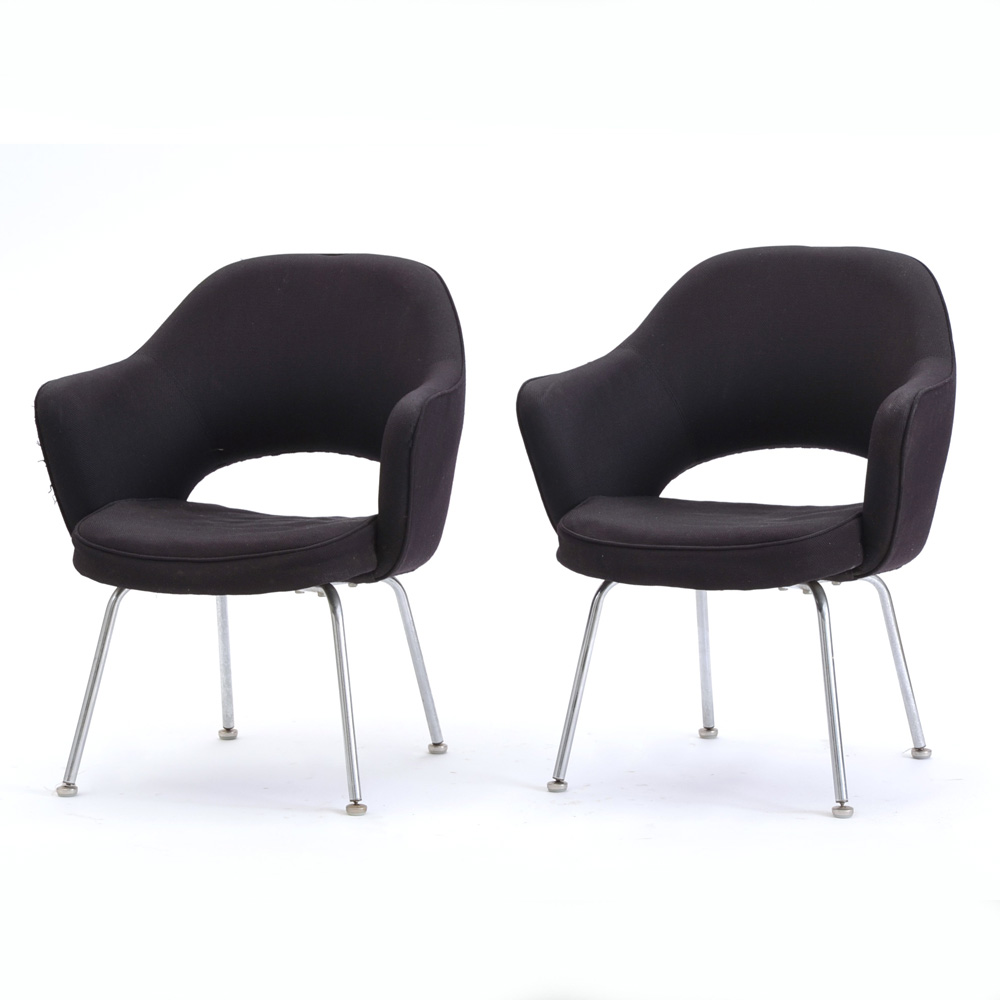 Pair of Vintage Eero Saarinen Executive Chairs, by Knoll