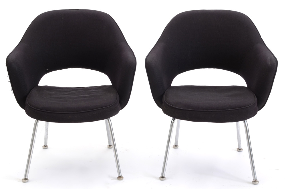 Pair of Vintage Eero Saarinen Executive Chairs, by Knoll