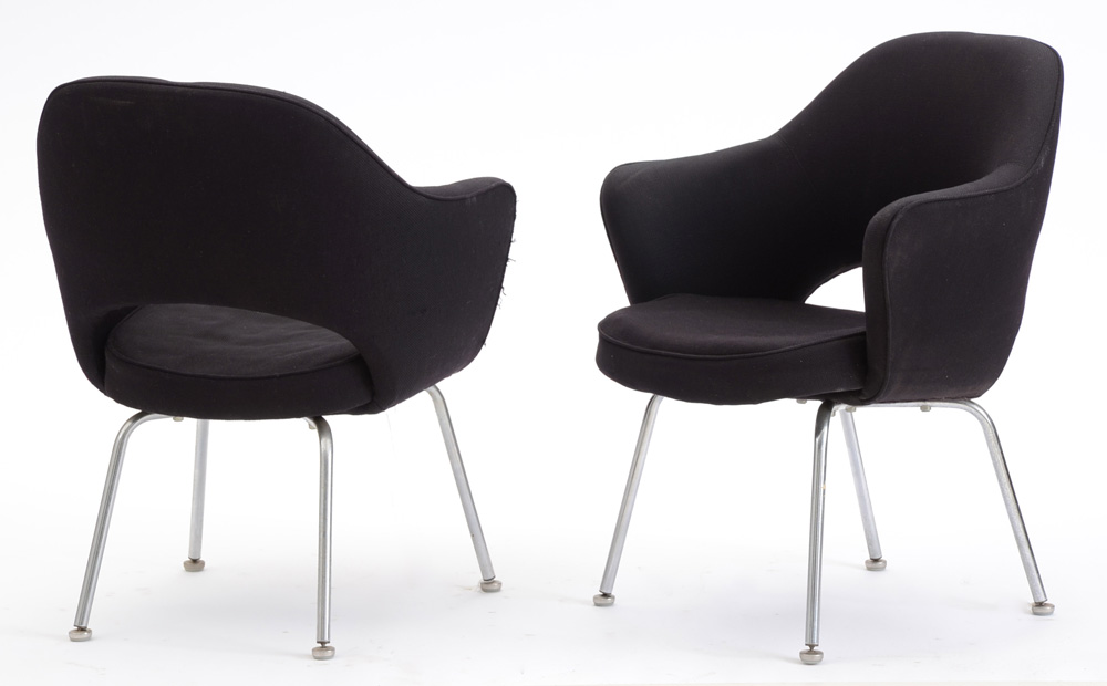 Pair of Vintage Eero Saarinen Executive Chairs, by Knoll