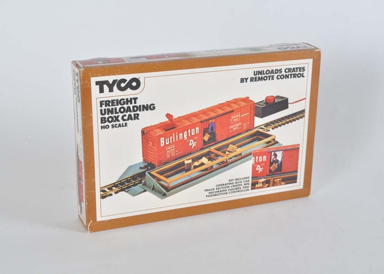 Vintage Tyco HO Train Set