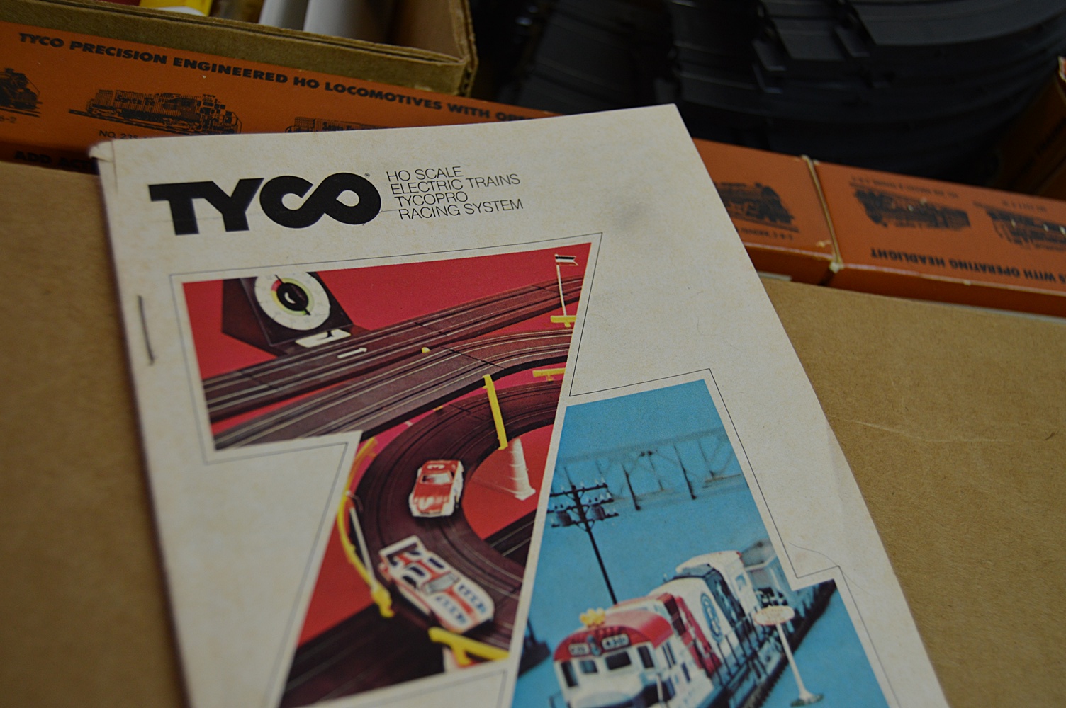 Tyco HO Electric Train Set