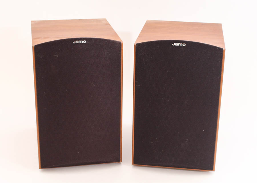 Jamo Brand E 530 Bookshelf Speakers