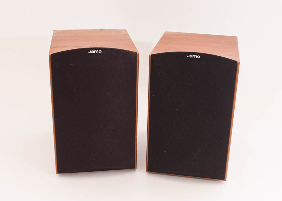 Jamo Brand E 530 Bookshelf Speakers