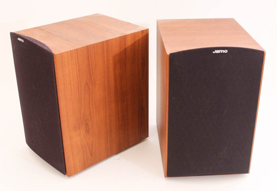 Jamo Brand E 530 Bookshelf Speakers