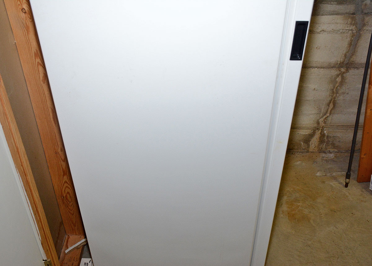 Frigidaire 11.3 Cubic Feet Standing Freezer