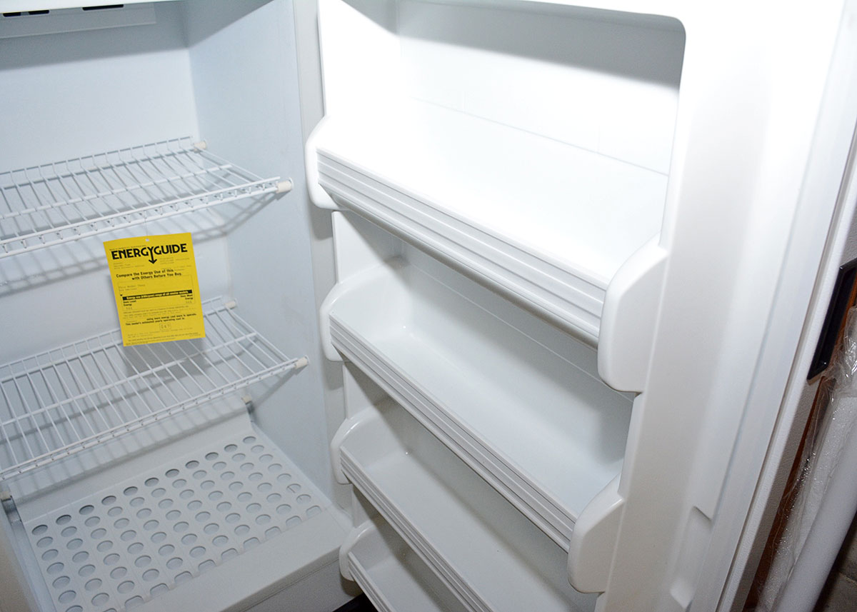 Frigidaire 11.3 Cubic Feet Standing Freezer