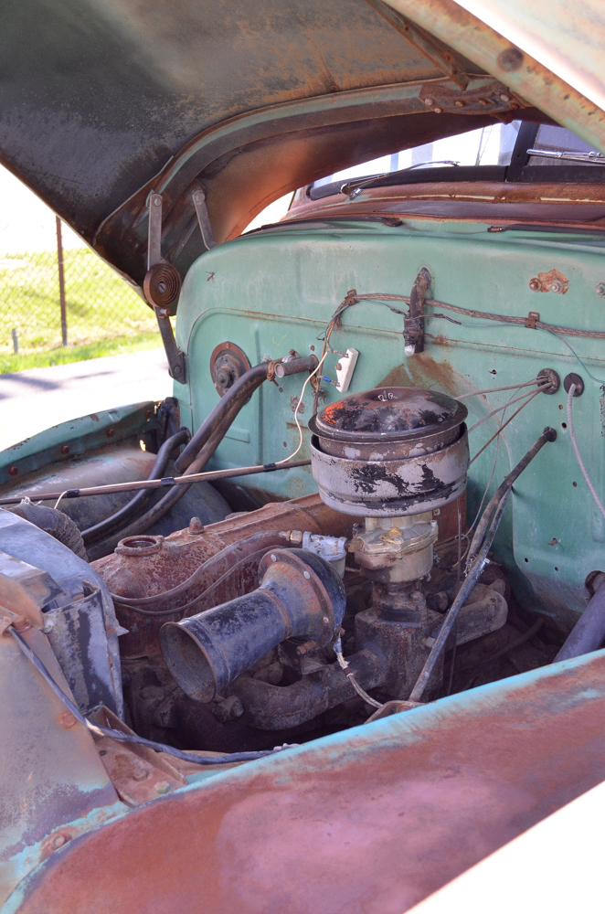 Chevrolet 1952 3/4 Ton 3600 Pickup for Restoration