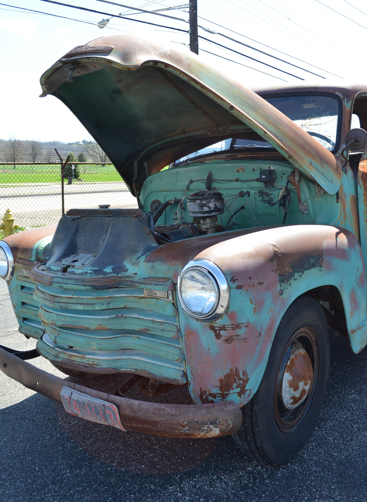Chevrolet 1952 3/4 Ton 3600 Pickup for Restoration