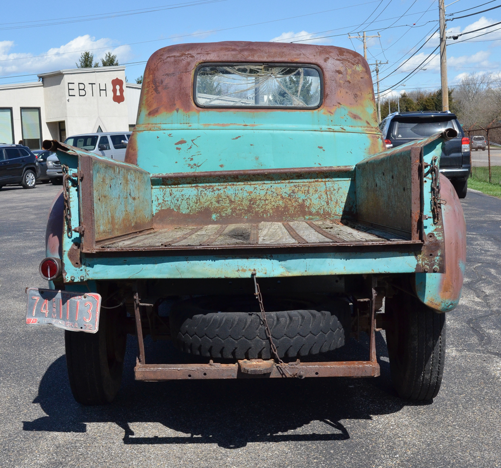 Chevrolet 1952 3/4 Ton 3600 Pickup for Restoration