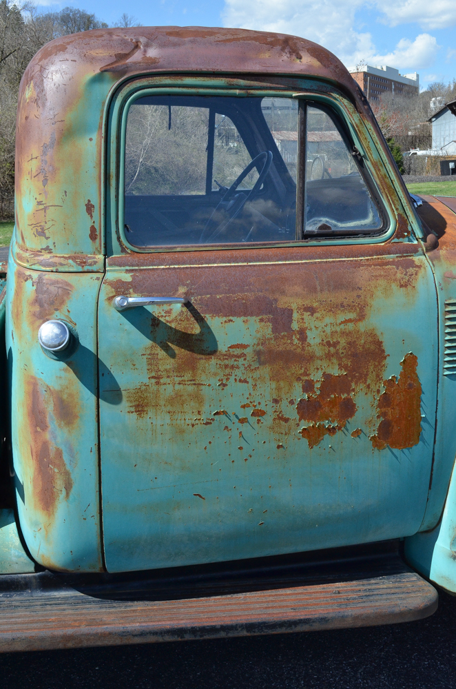 Chevrolet 1952 3/4 Ton 3600 Pickup for Restoration