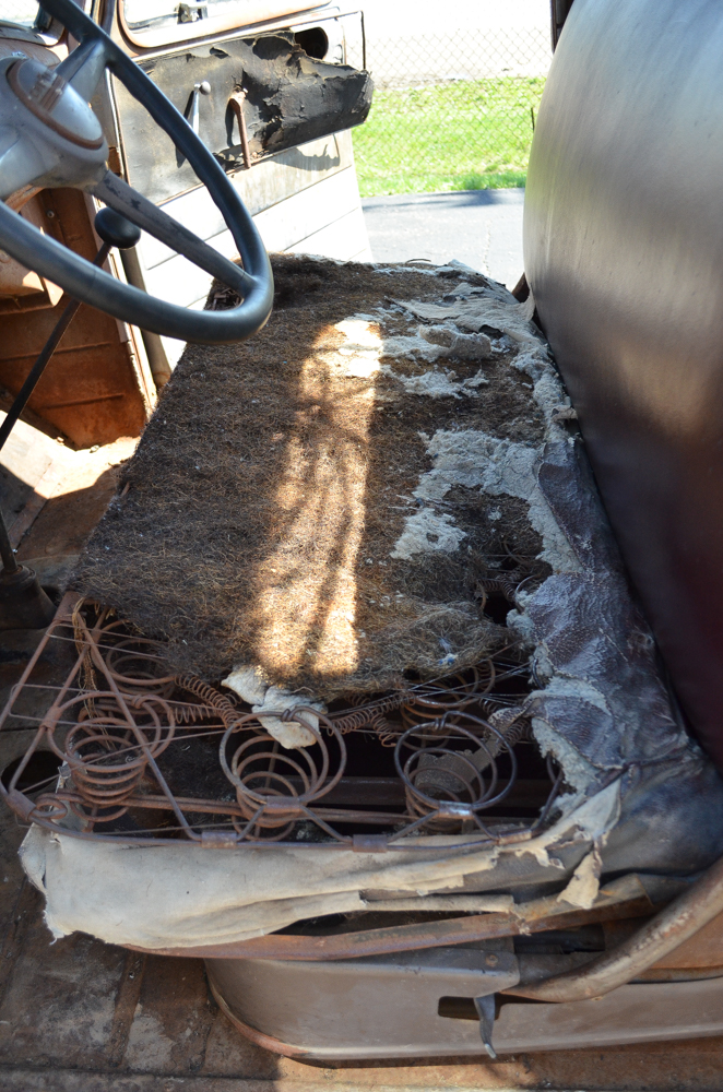 Chevrolet 1952 3/4 Ton 3600 Pickup for Restoration