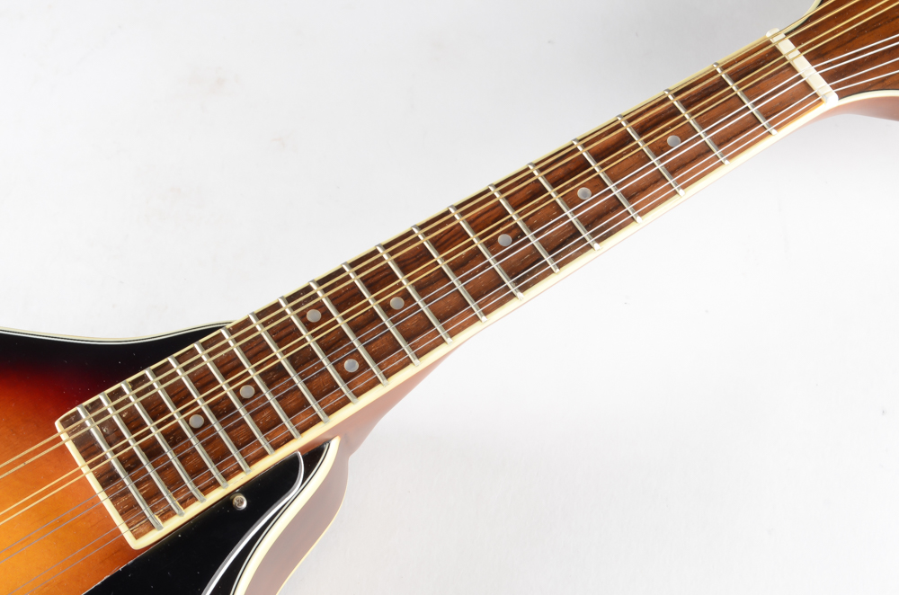 J Reynolds JRMAN10 Mandolin With Carrying Case