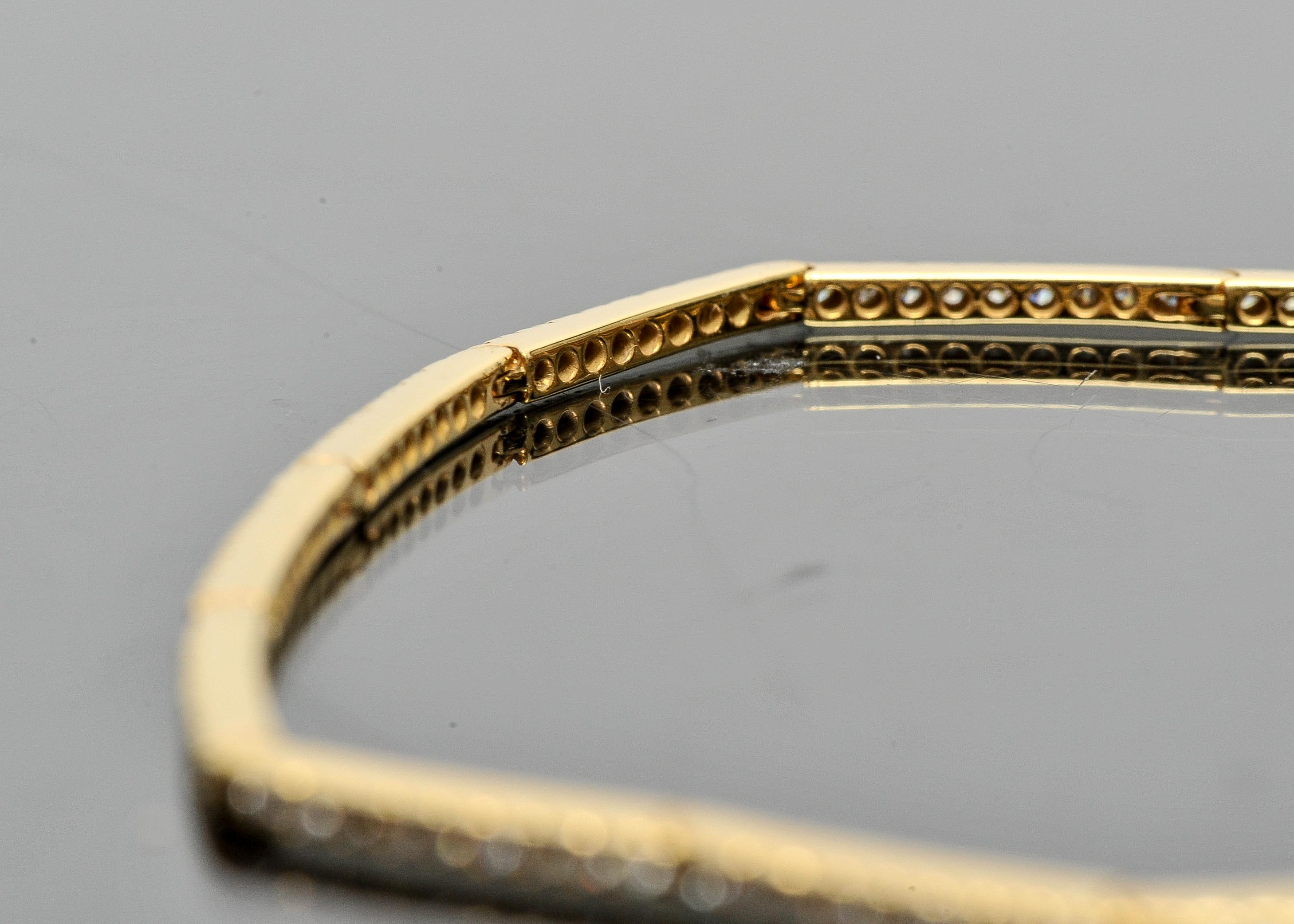 18k Yellow Gold Diamond Bracelet