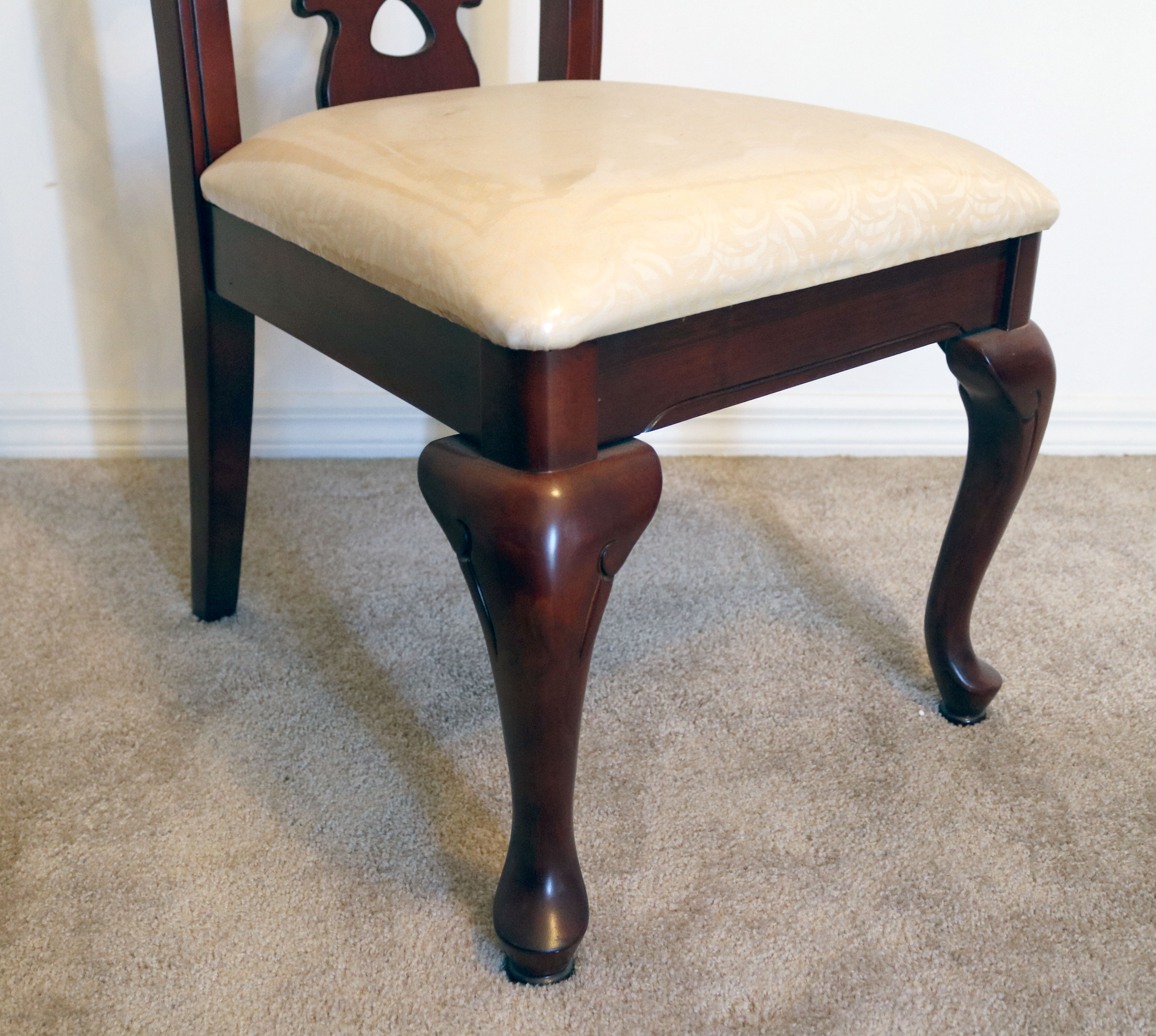 Eight Queen Anne Dining Chairs