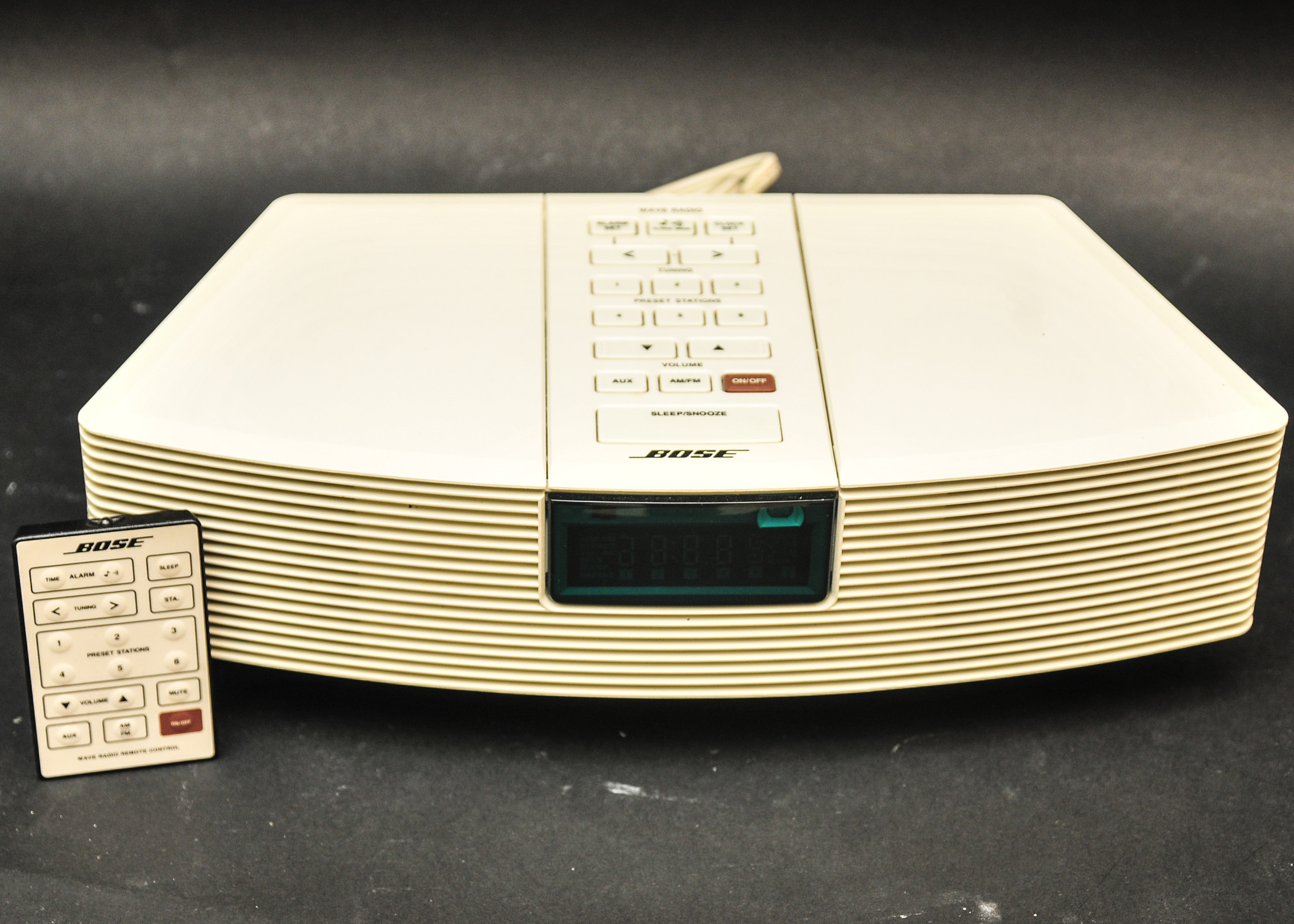 Bose Wave Radio Model AWR1 -1W Including The Remote