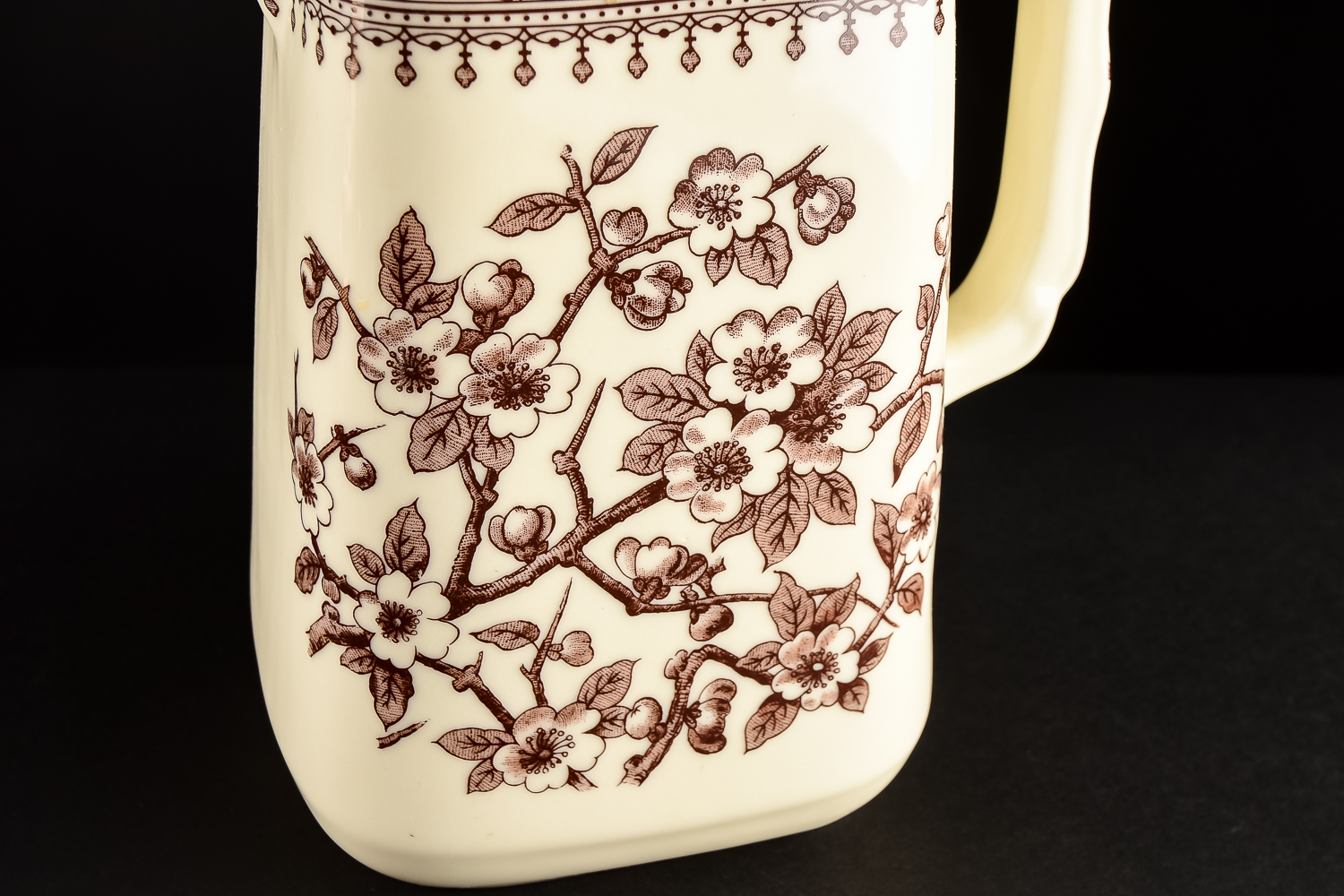 Collection of Kitchenalia