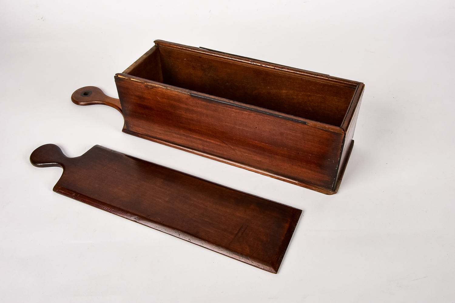 Early Nineteenth-Century Knife Box