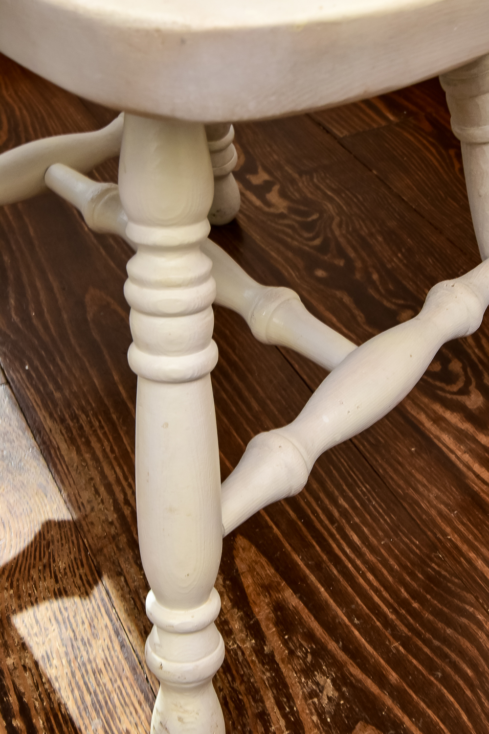 Trestle Dining Table and Captain's Chairs