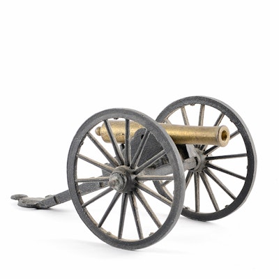 Vintage Cast Iron Penn Craft Civil War Cannon Replica Vintage Cast Iron Penn Craft Civil War Cannon Replica