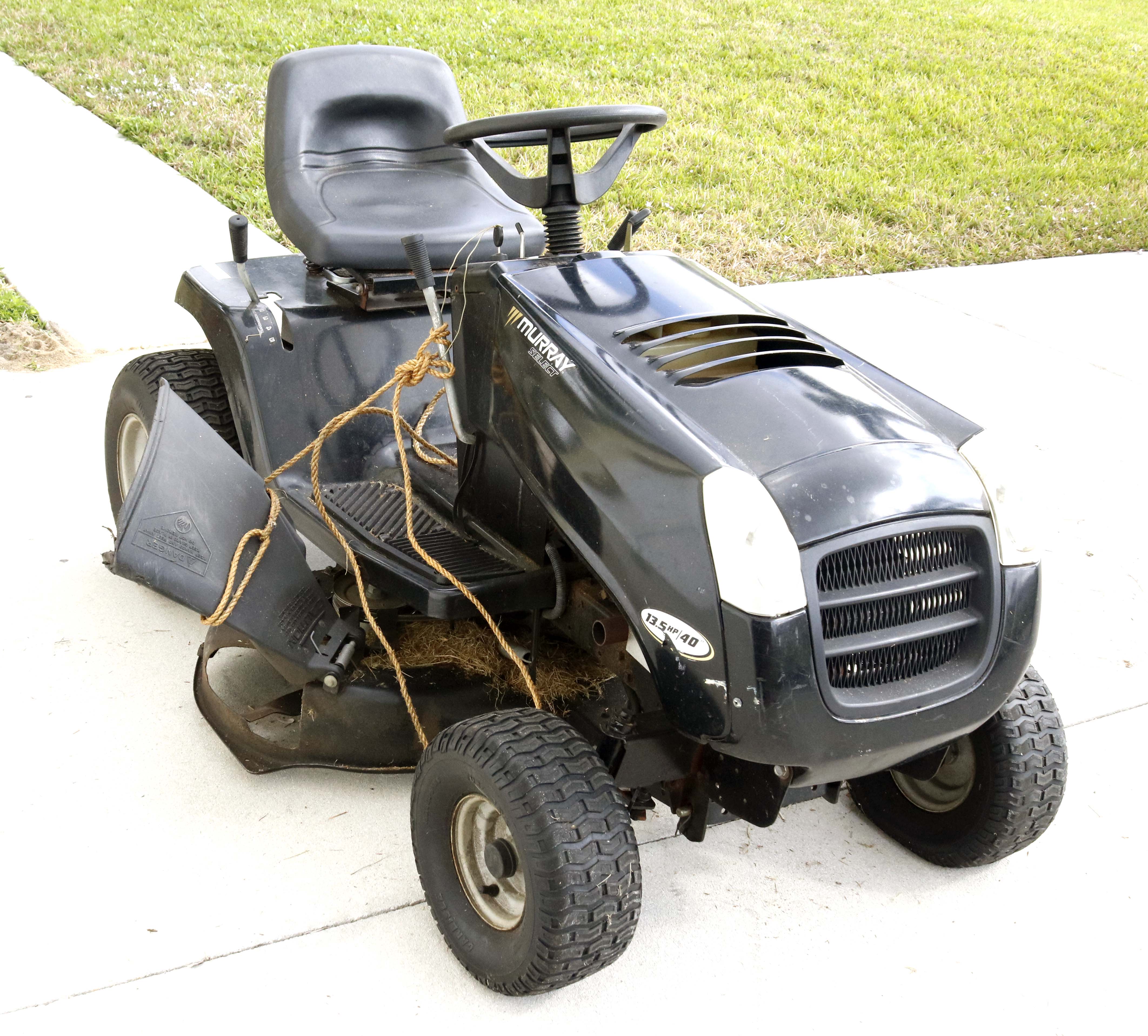 Murray Select Lawn Mower and Cover