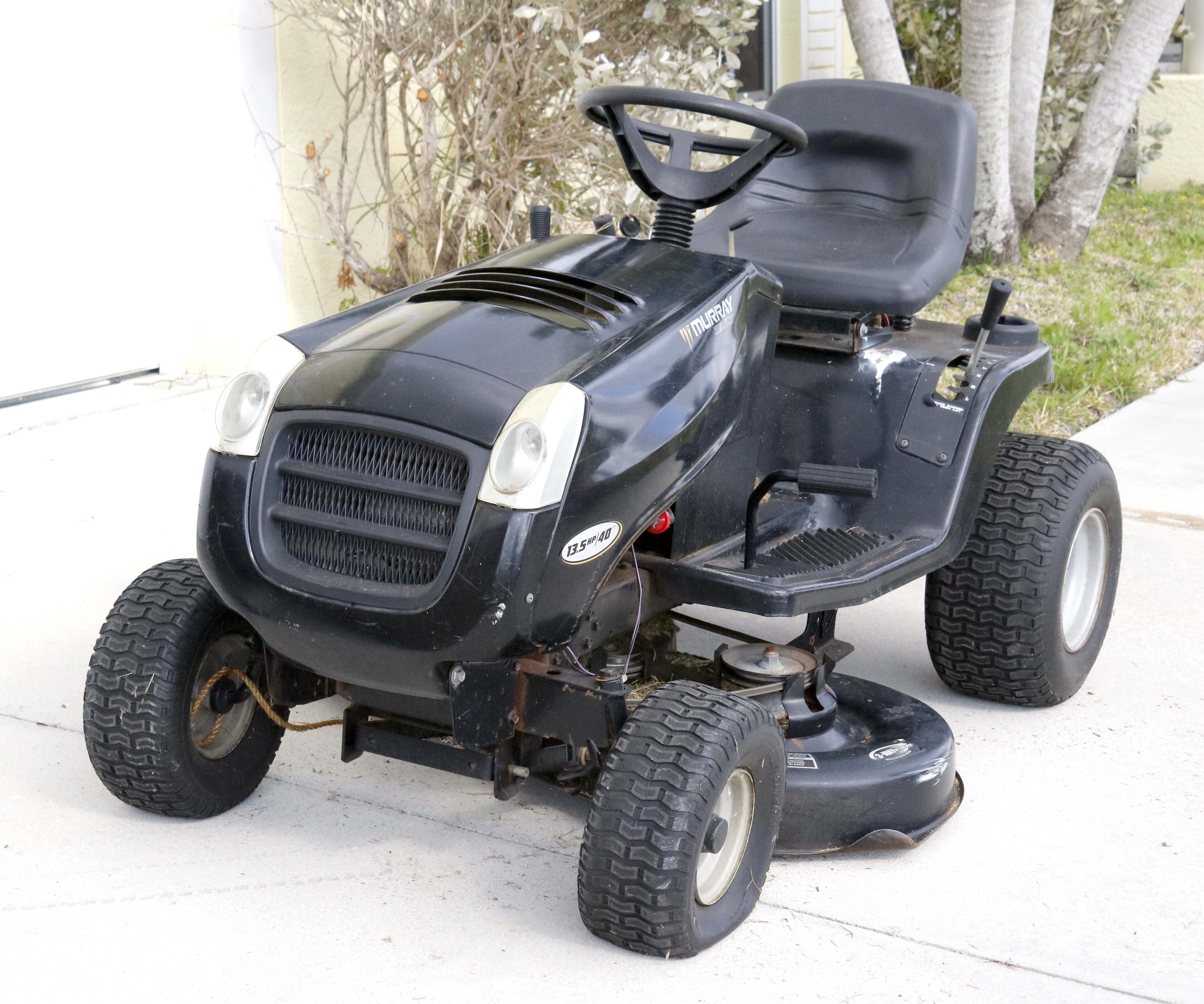 Murray Select Lawn Mower and Cover