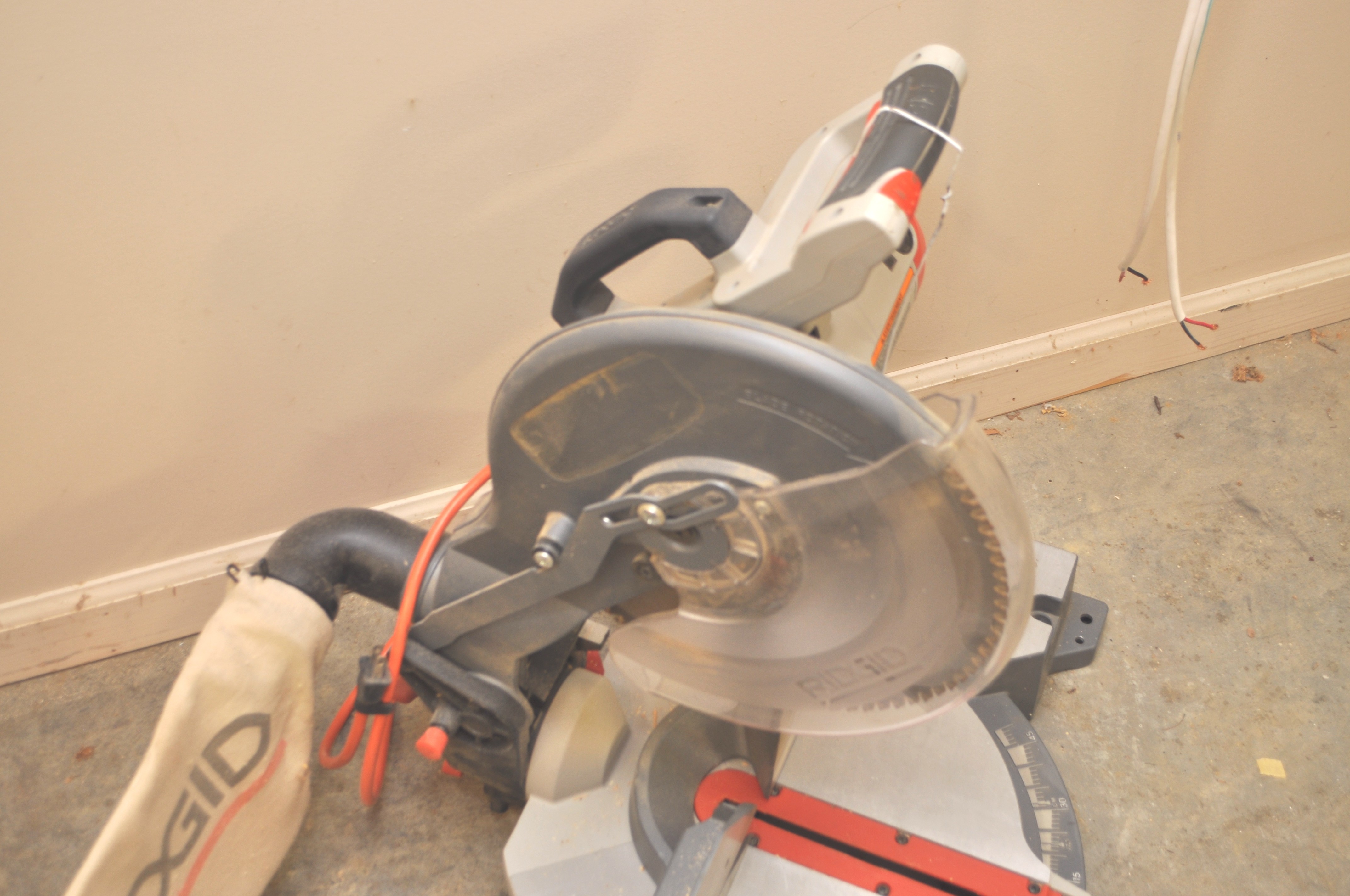 Ridgid 12-inch Compound Miter Saw With Exactline Adjustable Laser