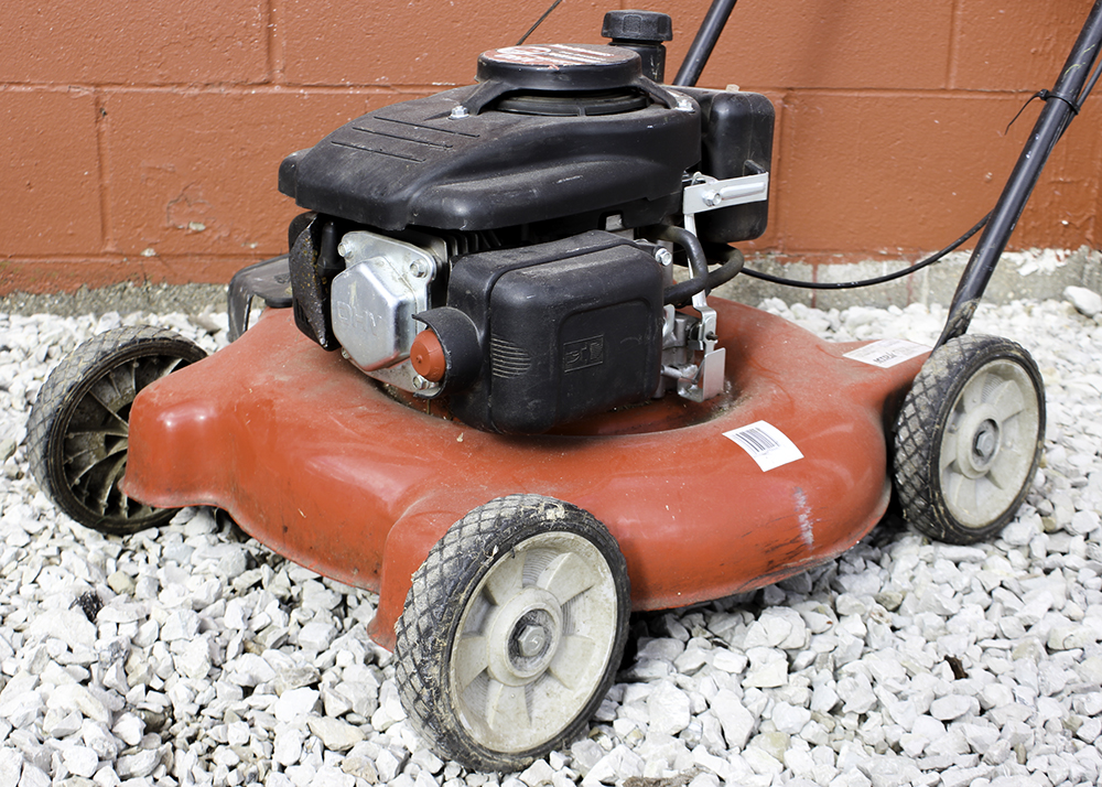 Yard Machines 21" Push Mower