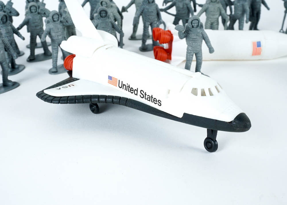 Plastic Toy Soliders and Vehicles